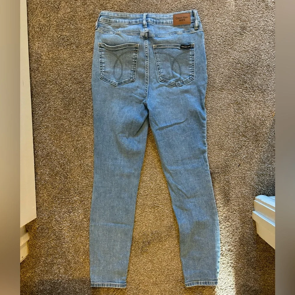 Calvin Klein high rise jegging size 29 - Picture 2 of 6